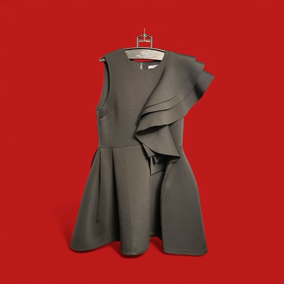 Elegant Asymmetrical Black Dress - Picture 2 of 4